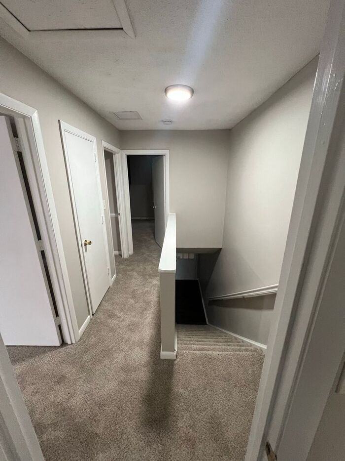 2080 Kings Gate Cir #B - Photo 7 of 16