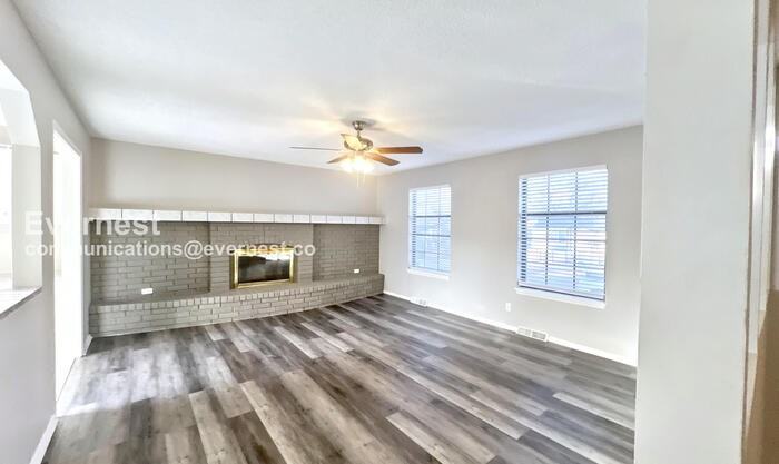 7936 N Forest Ave - Photo 7 of 30