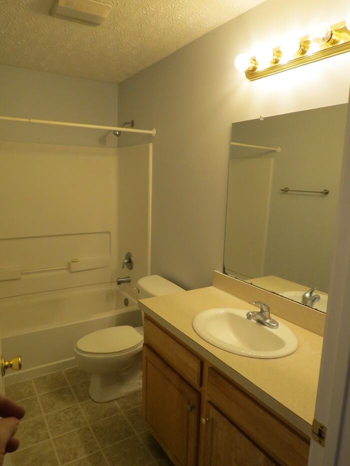 3234 Oak Bend Blvd - Photo 6 of 13