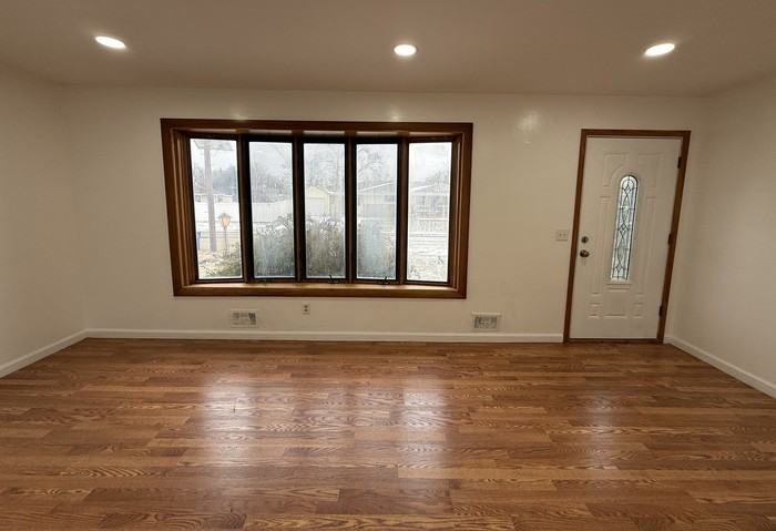 23 Lamont Rd - Photo 4 of 24