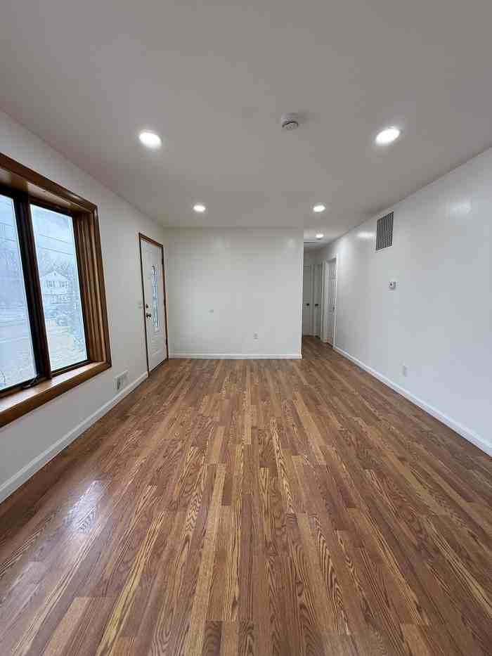 23 Lamont Rd - Photo 5 of 24