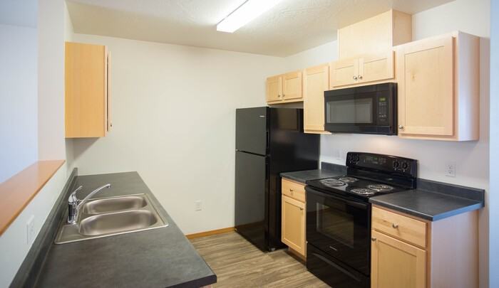 4915 Potter Park Loop #206 - Photo 3 of 9