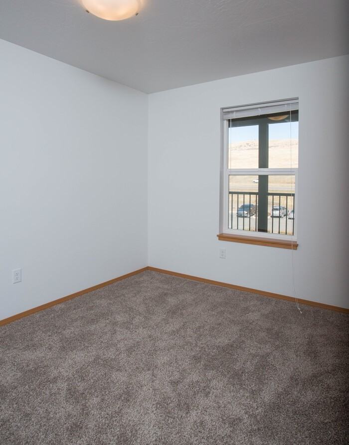 4915 Potter Park Loop #206 - Photo 6 of 9