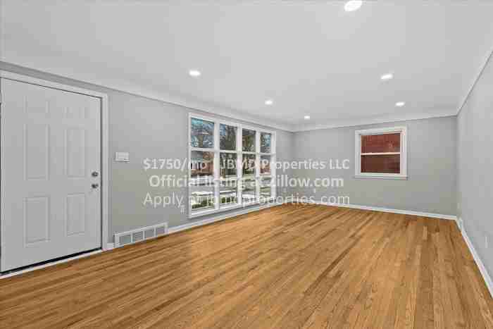 11764 Marion - Photo 4 of 29