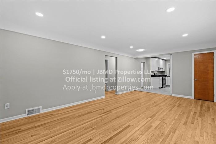 11764 Marion - Photo 6 of 29