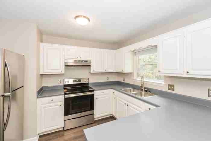 109 Lone Oak Dr - Photo 6 of 12