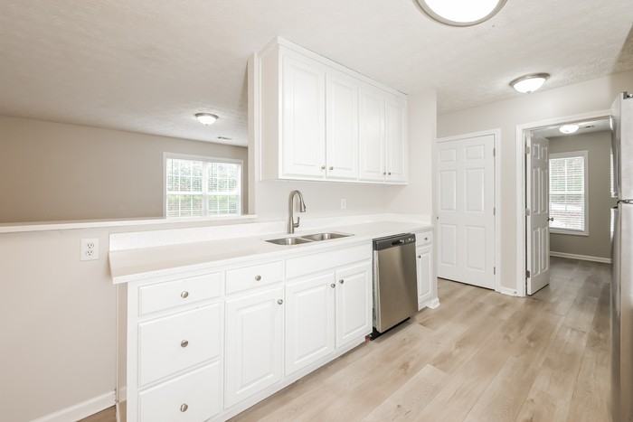 19 Georgia Rd - Photo 6 of 16