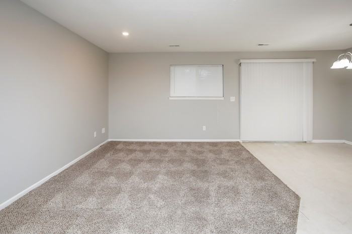 8123 E 100th Terrace Ct - Photo 4 of 12