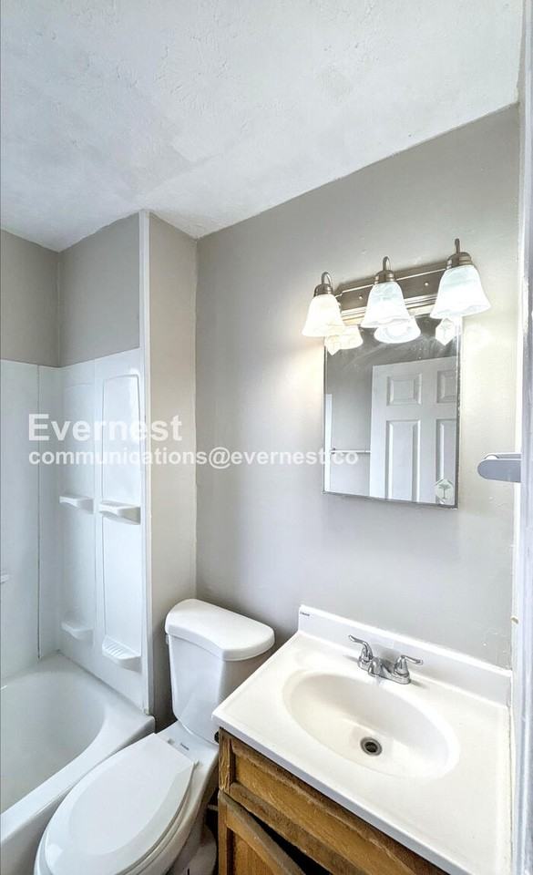 2545 Sullivant Ave - Photo 7 of 19