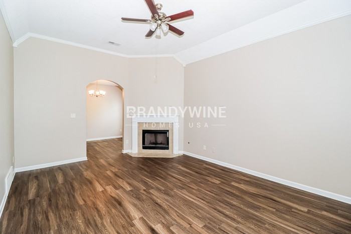 2170 Berry Bush Ln - Photo 4 of 20