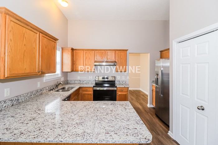 2170 Berry Bush Ln - Photo 7 of 20