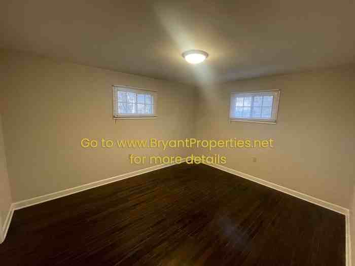 4010 Meadow Rd - Photo 7 of 18