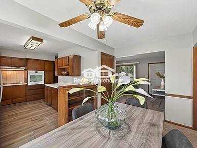 276 Dawn Ave - Photo 3 of 15