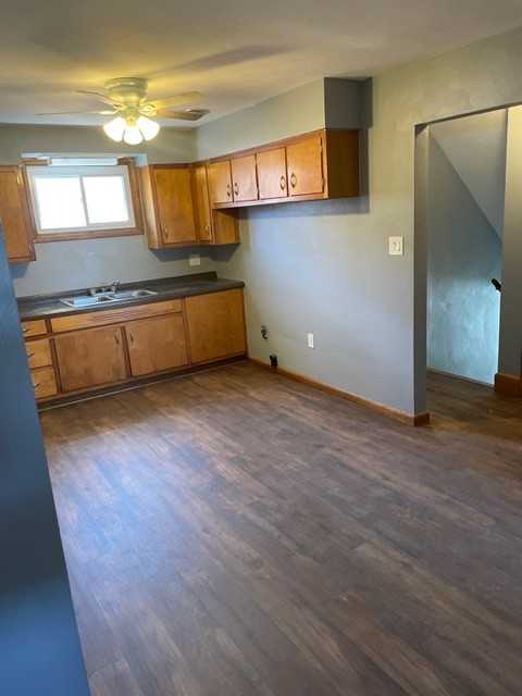 105 Kinamrok Street - Photo 3 of 12