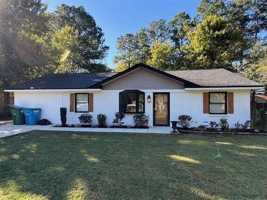 featured image of 10995 Dixon Robinson Dr #1