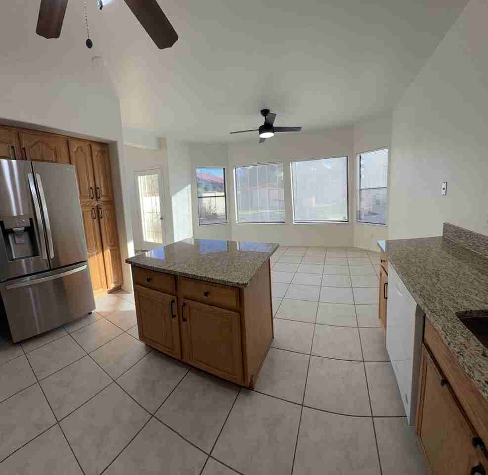 949 E Gila Ln #NA - Photo 5 of 21