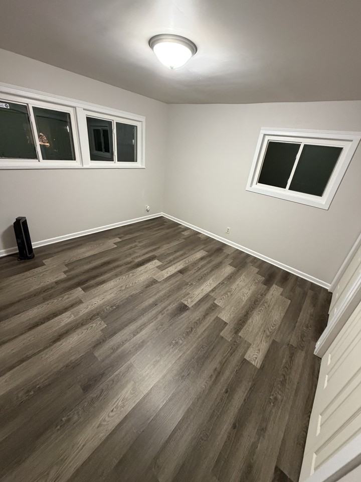 809 Vine St #1 - Photo 2 of 6