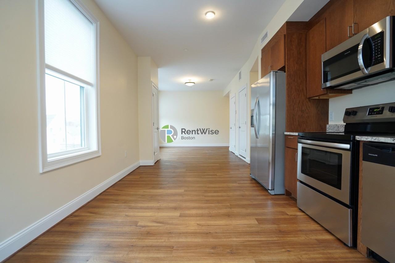 315 Broadway #201 - Photo 5 of 17