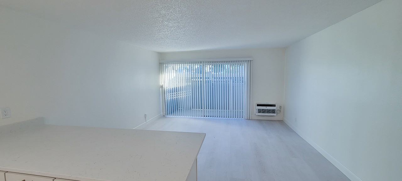 1100 Turner St #103 - Photo 7 of 13