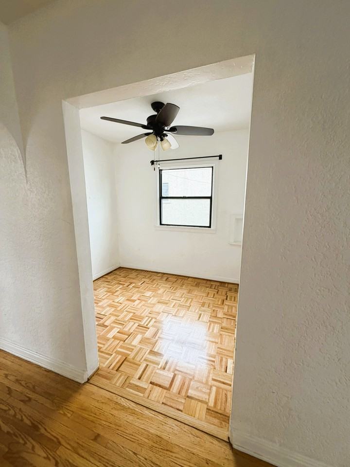 124 Argonne Ave #5 - Photo 6 of 16