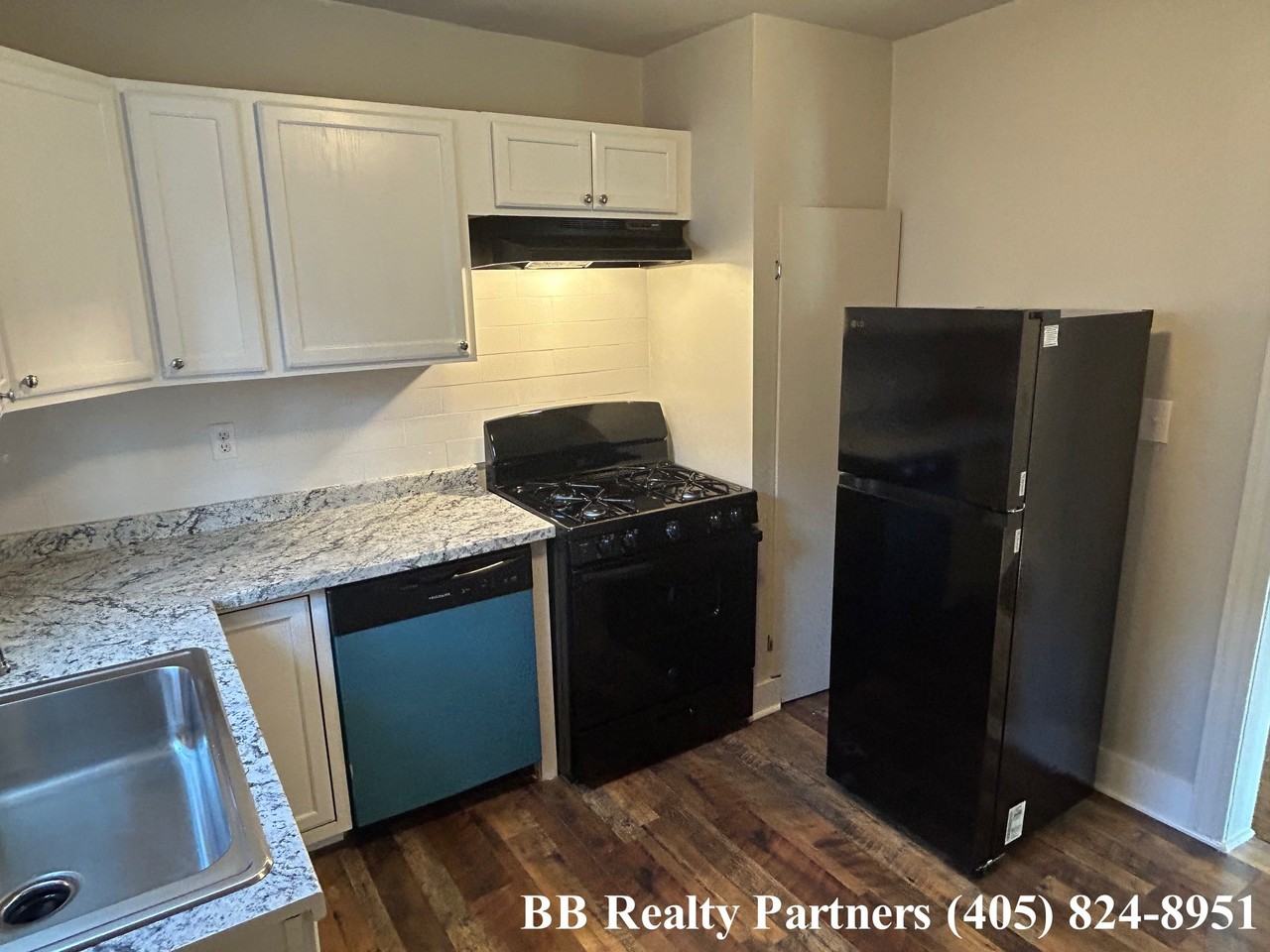 4205 E 4th Pl #NA - Photo 6 of 12