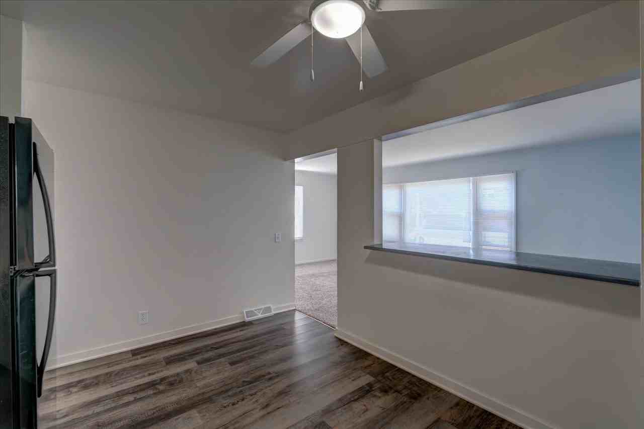 1906 Lake Point Dr #2 - Photo 6 of 16