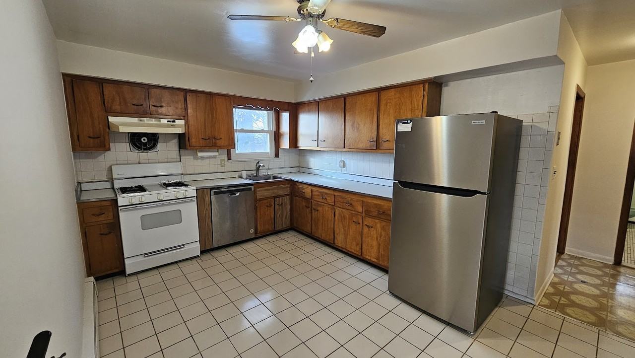 5 Passaic Ave #5 - Photo 7 of 11