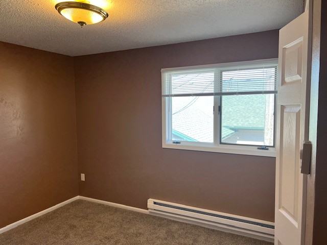 3650 W 8th St #4 - Photo 5 of 20