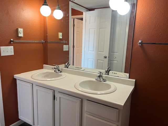 3650 W 8th St #4 - Photo 6 of 20