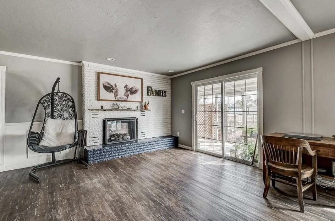 1001 N Skyline St #1 - Photo 3 of 22