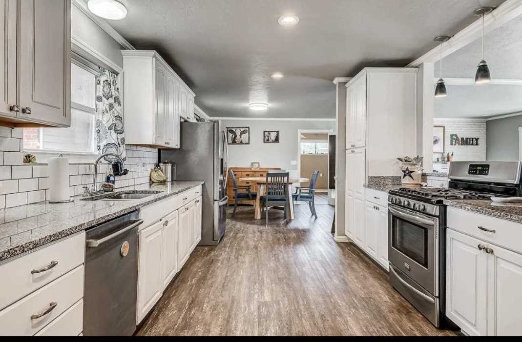 1001 N Skyline St #1 - Photo 5 of 22