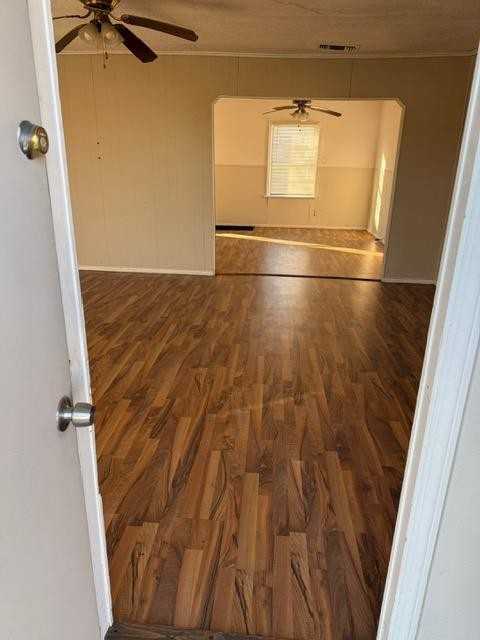 1453 Mineral Wells Hwy - Photo 2 of 20