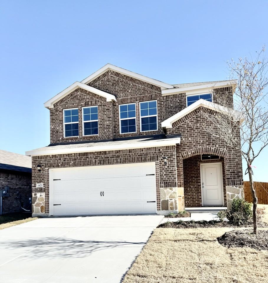 1621 Fawn Creek Dr #1 - Photo 2 of 7