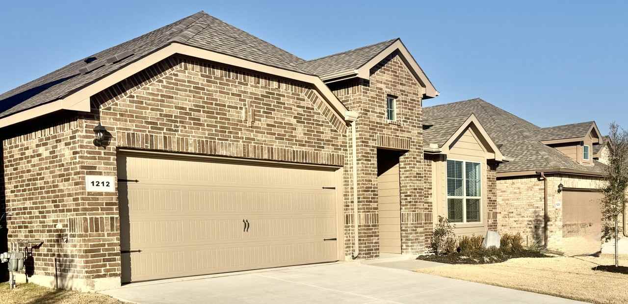 1212 Marsha Ln #1 - Photo 2 of 6