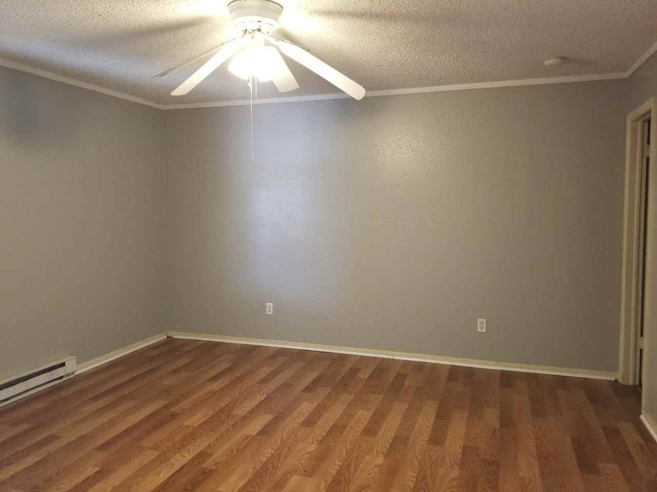 211 S Carolina St #C - Photo 5 of 12