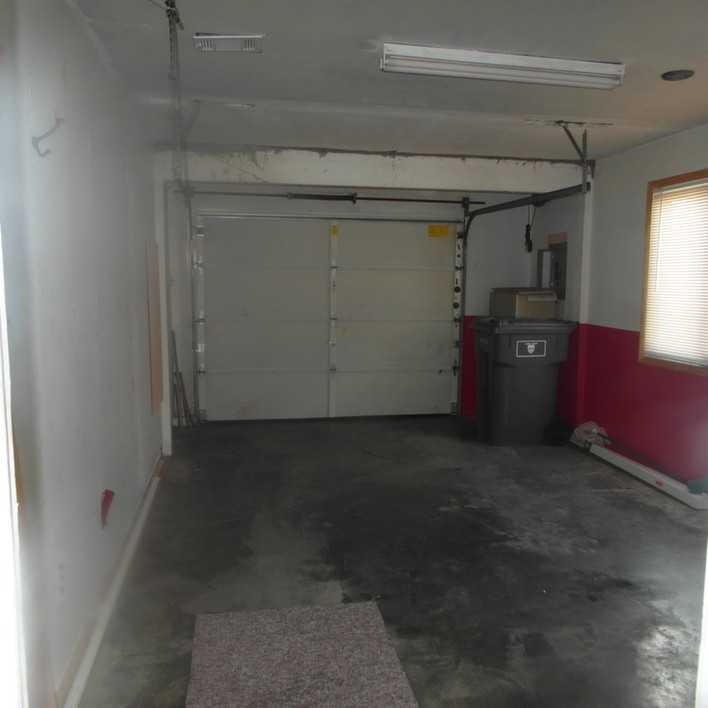 1720 Brookwood Dr #1 - Photo 4 of 16