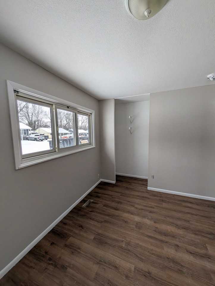 1720 Brookwood Dr #1 - Photo 5 of 16