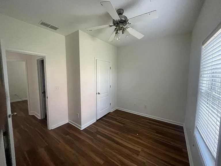 263 Fern Walk #NA - Photo 6 of 11