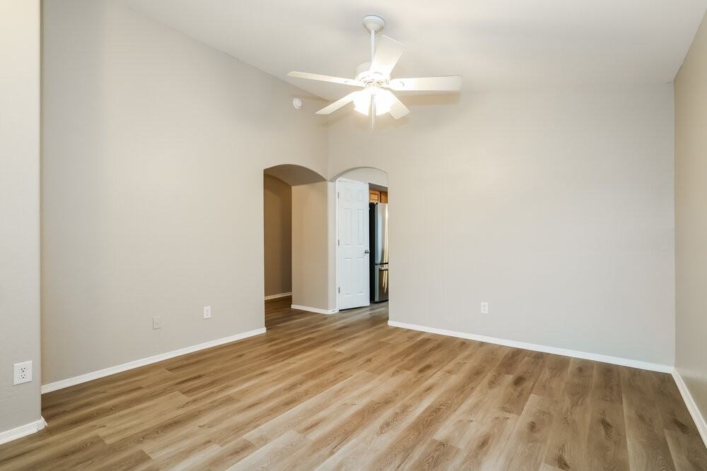 31724 N Cheyenne Dr - Photo 6 of 16