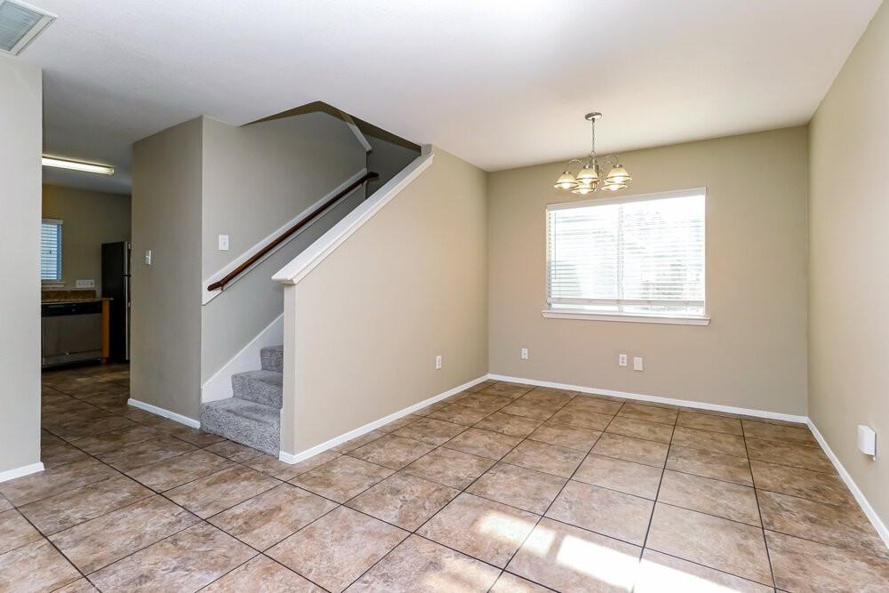 1207 Verde Trails Dr - Photo 6 of 17