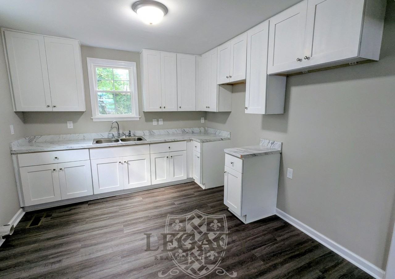 1705 Evelyn Ave #1 - Photo 3 of 6