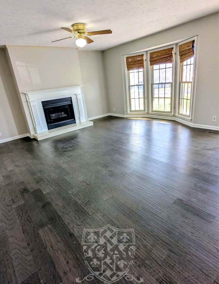 221 Benefield Dr #1 - Photo 3 of 18