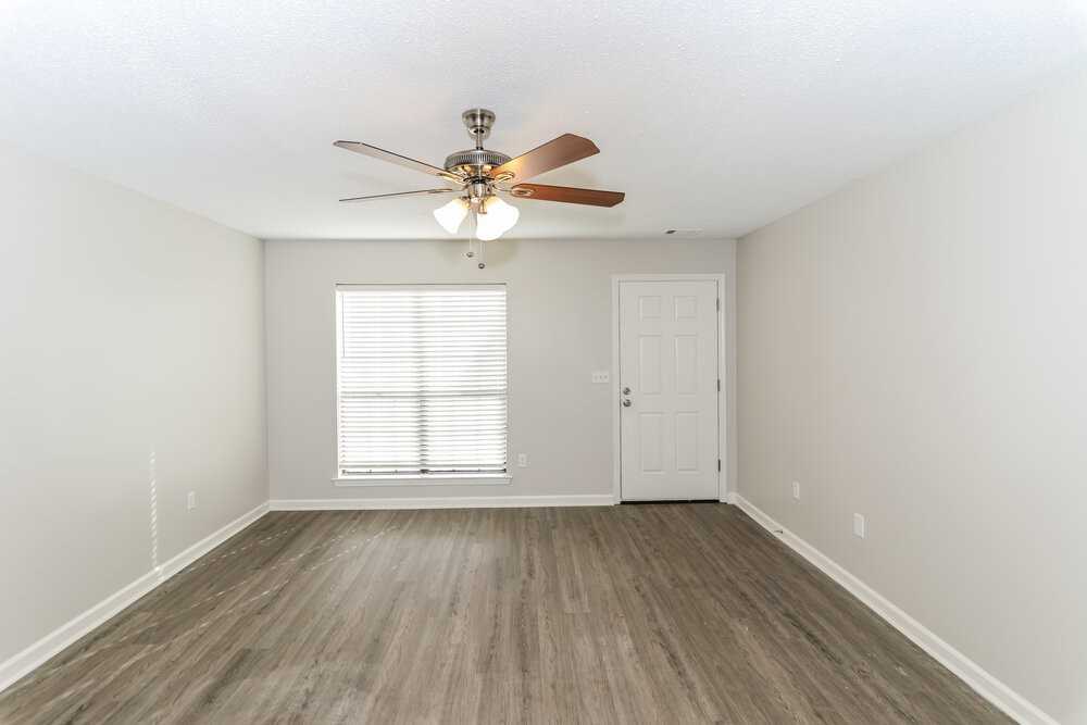 6887 Delta Newberry Cv - Photo 4 of 17