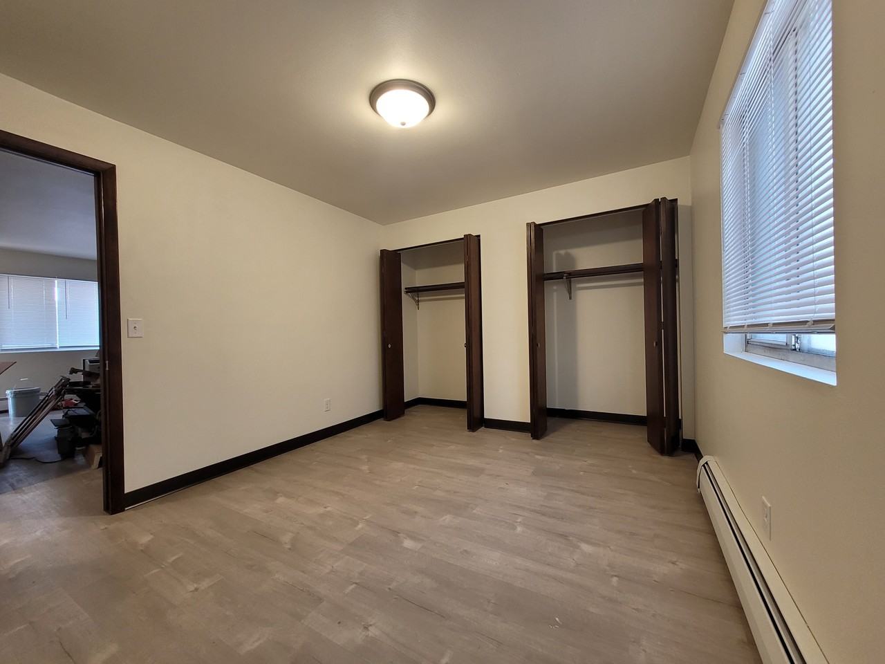 1138 E Walnut St #1138H - Photo 5 of 8