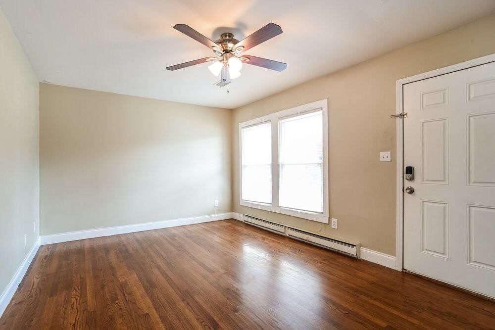 614 Fawnbrook Ln - Photo 4 of 16