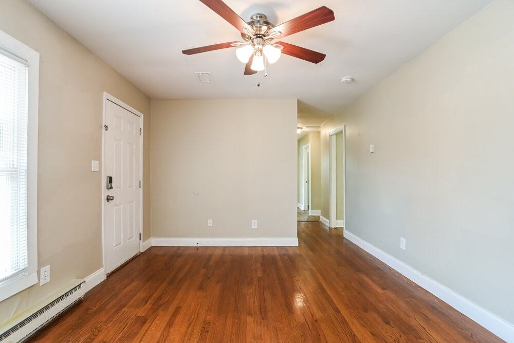 614 Fawnbrook Ln - Photo 5 of 16