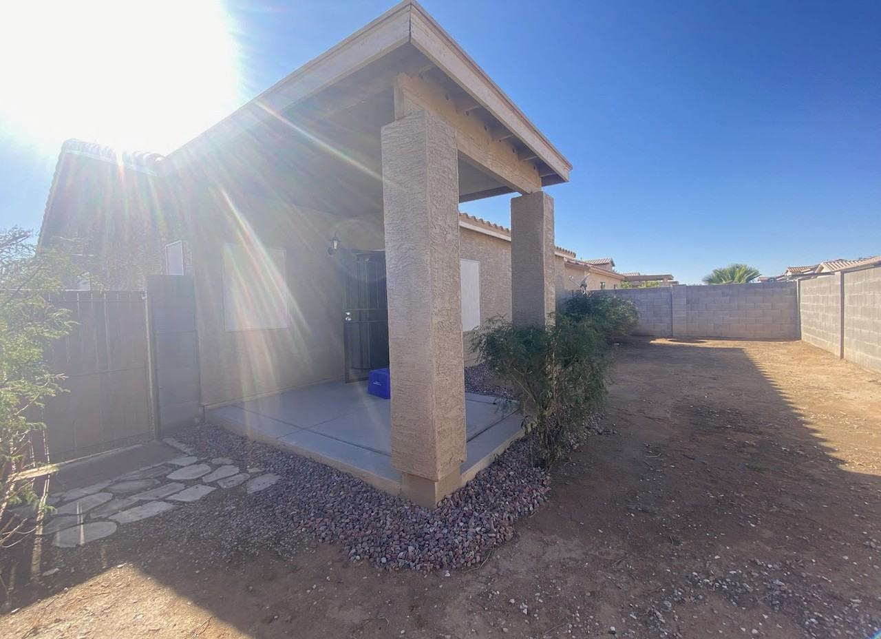 814 W Cholla St #1 - Photo 3 of 5