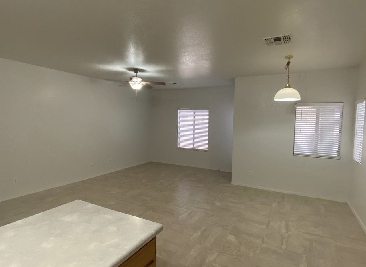 814 W Cholla St #1 - Photo 4 of 5