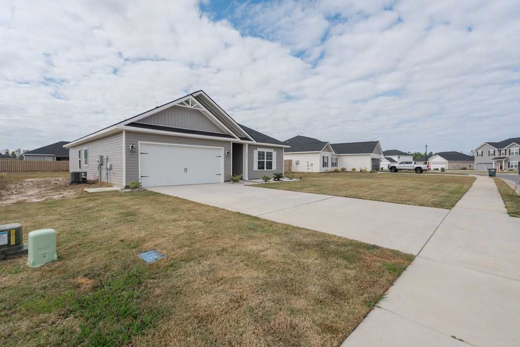 380 Mcclelland Loop Ne #1 - Photo 3 of 36