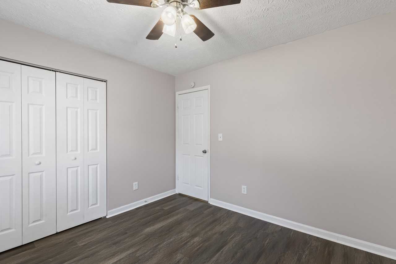 5547 Summer Ln #5547 - Photo 5 of 18